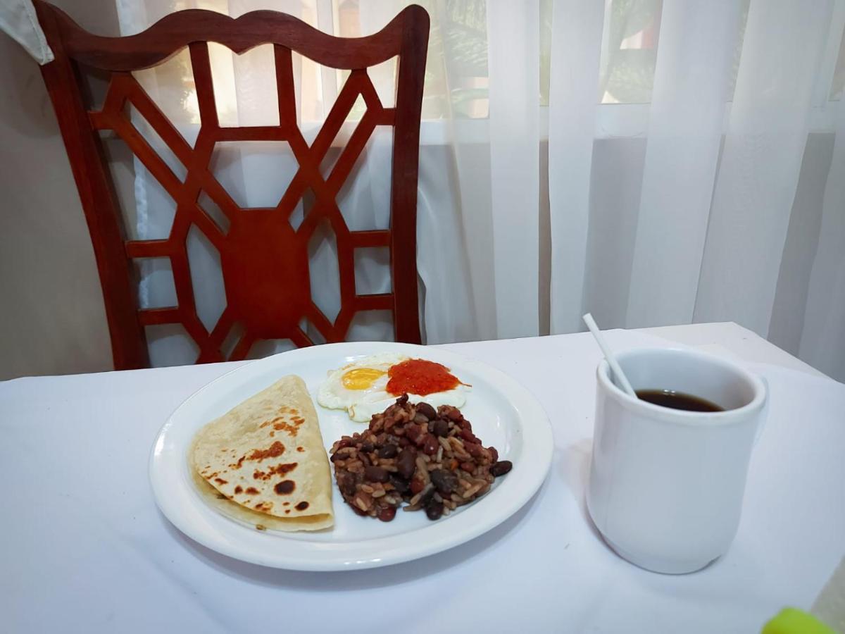 Hotel Continental Plaza San Miguel Ngoại thất bức ảnh